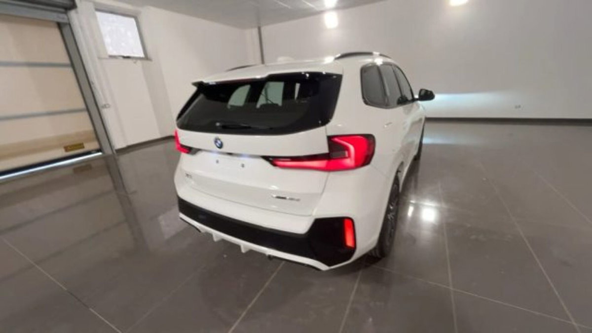 BMW X1 sDrive 18d Msport (4)