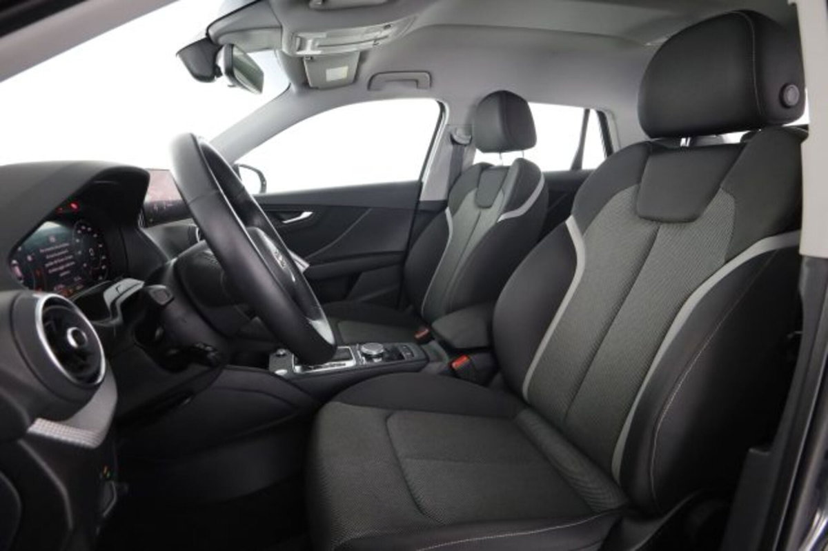 Audi Q2 Q2 35 TFSI S tronic Business (2)