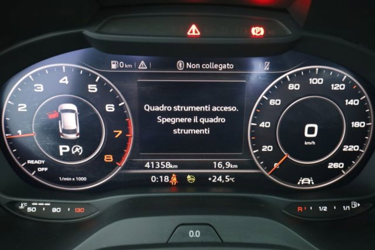 Audi Q2 Q2 35 TFSI S tronic Business (7)