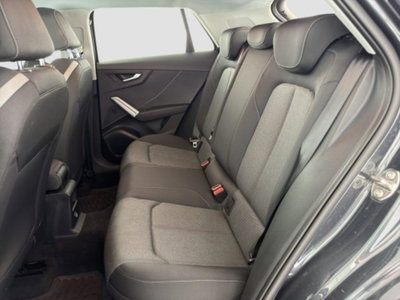 Audi Q2 Q2 35 TFSI S tronic Business (11)