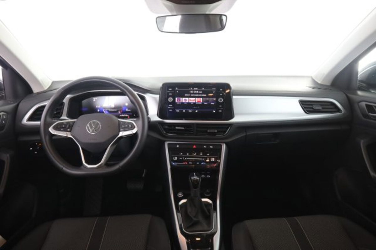 Volkswagen T-Roc 1.5 tsi Life dsg (4)