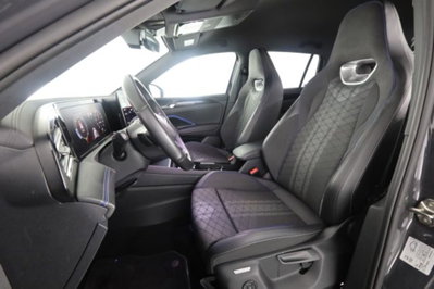 Volkswagen Tiguan 2.0 tdi R-Line 150cv dsg (2)