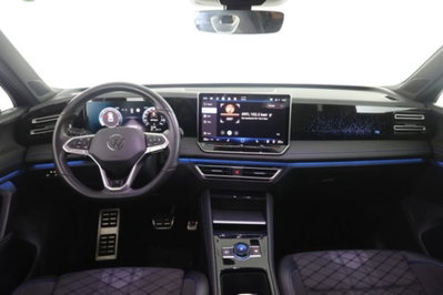 Volkswagen Tiguan 2.0 tdi R-Line 150cv dsg (4)
