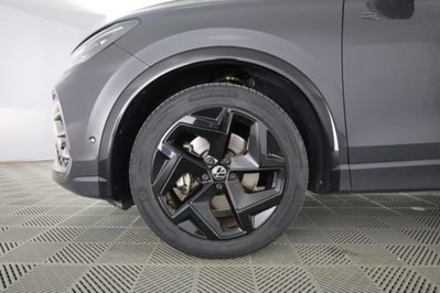 Volkswagen Tiguan 2.0 tdi R-Line 150cv dsg (8)