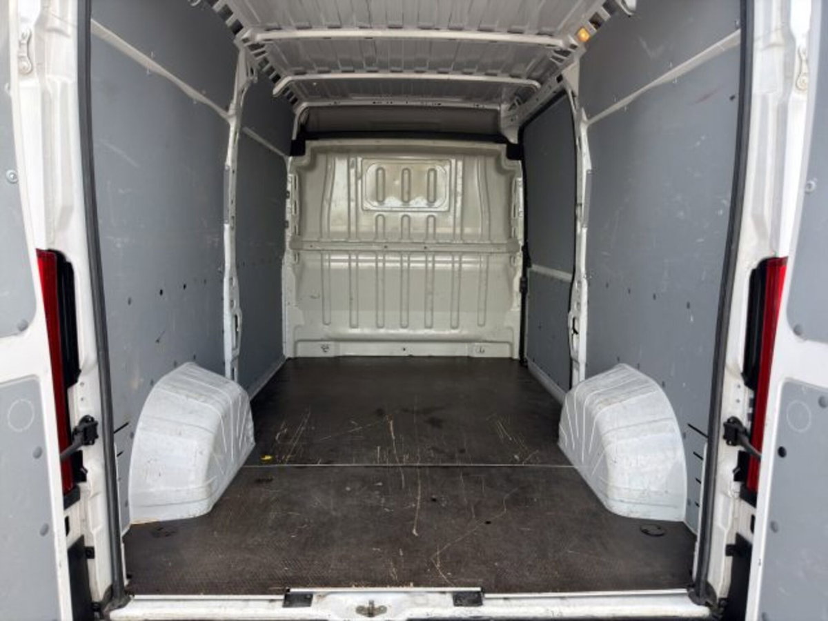 Fiat Ducato Furgone 35 2.2 Mjt 140CV AT9 PM-TM Maxi (12)