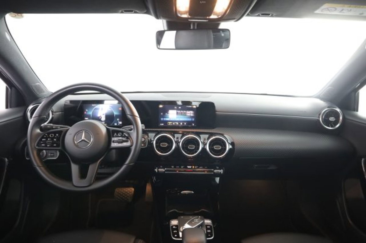 Mercedes-Benz Classe A 180 d Automatic Business (4)