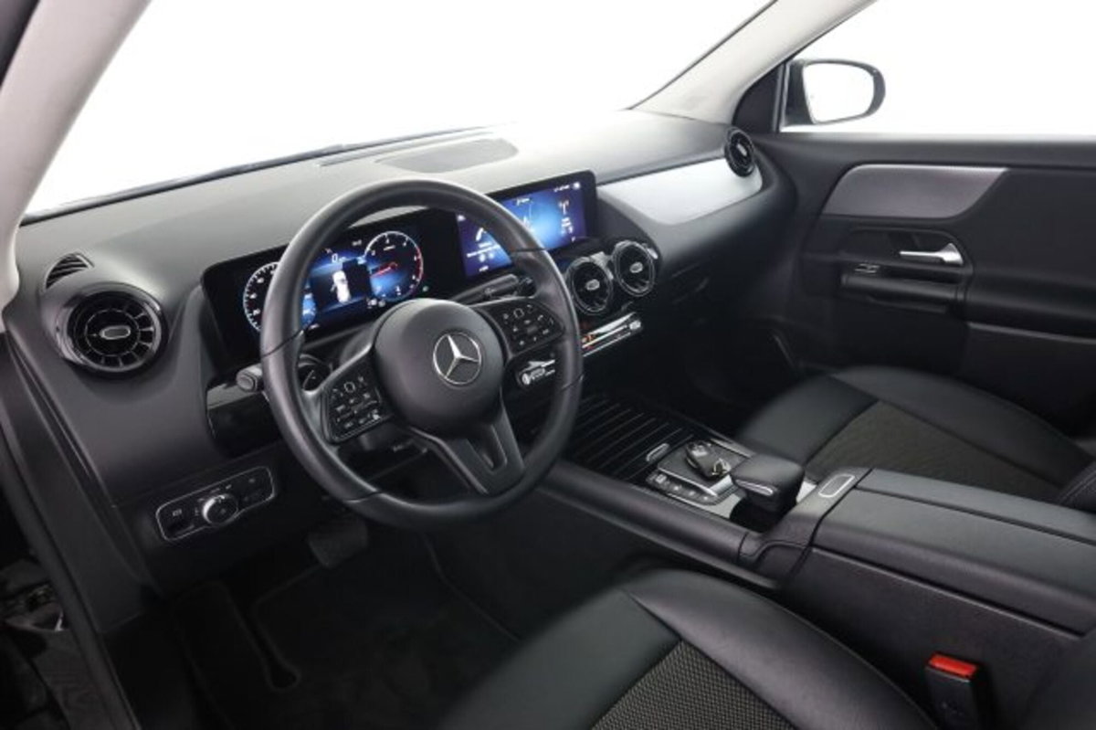 Mercedes-Benz CLA Shooting Brake 180 d Automatic Shooting Brake Business