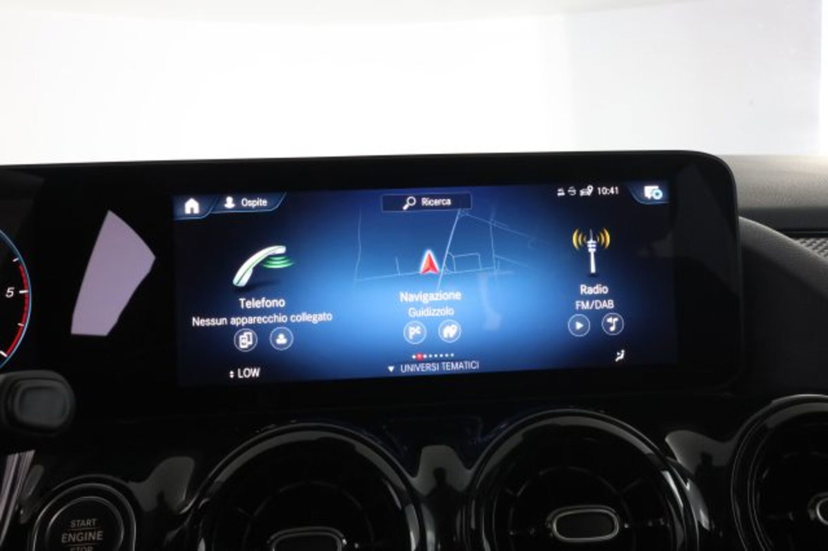 Mercedes-Benz CLA Shooting Brake 180 d Automatic Shooting Brake Business (11)