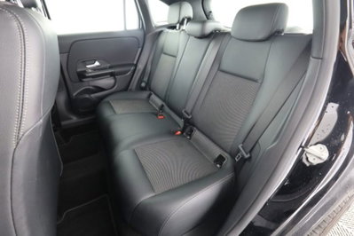 Mercedes-Benz CLA Shooting Brake 180 d Automatic Shooting Brake Business (3)