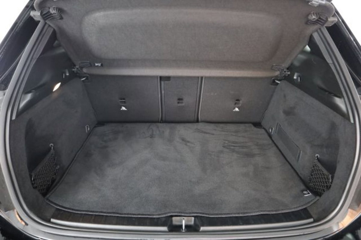Mercedes-Benz CLA Shooting Brake 180 d Automatic Shooting Brake Business (6)