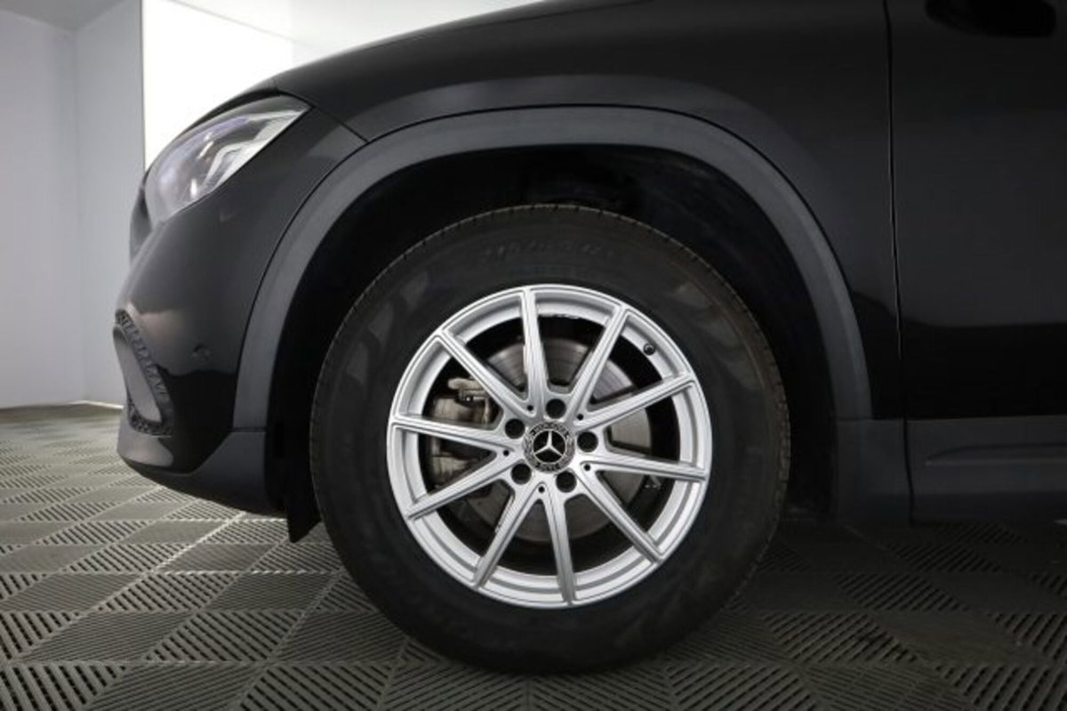 Mercedes-Benz CLA Shooting Brake 180 d Automatic Shooting Brake Business (8)