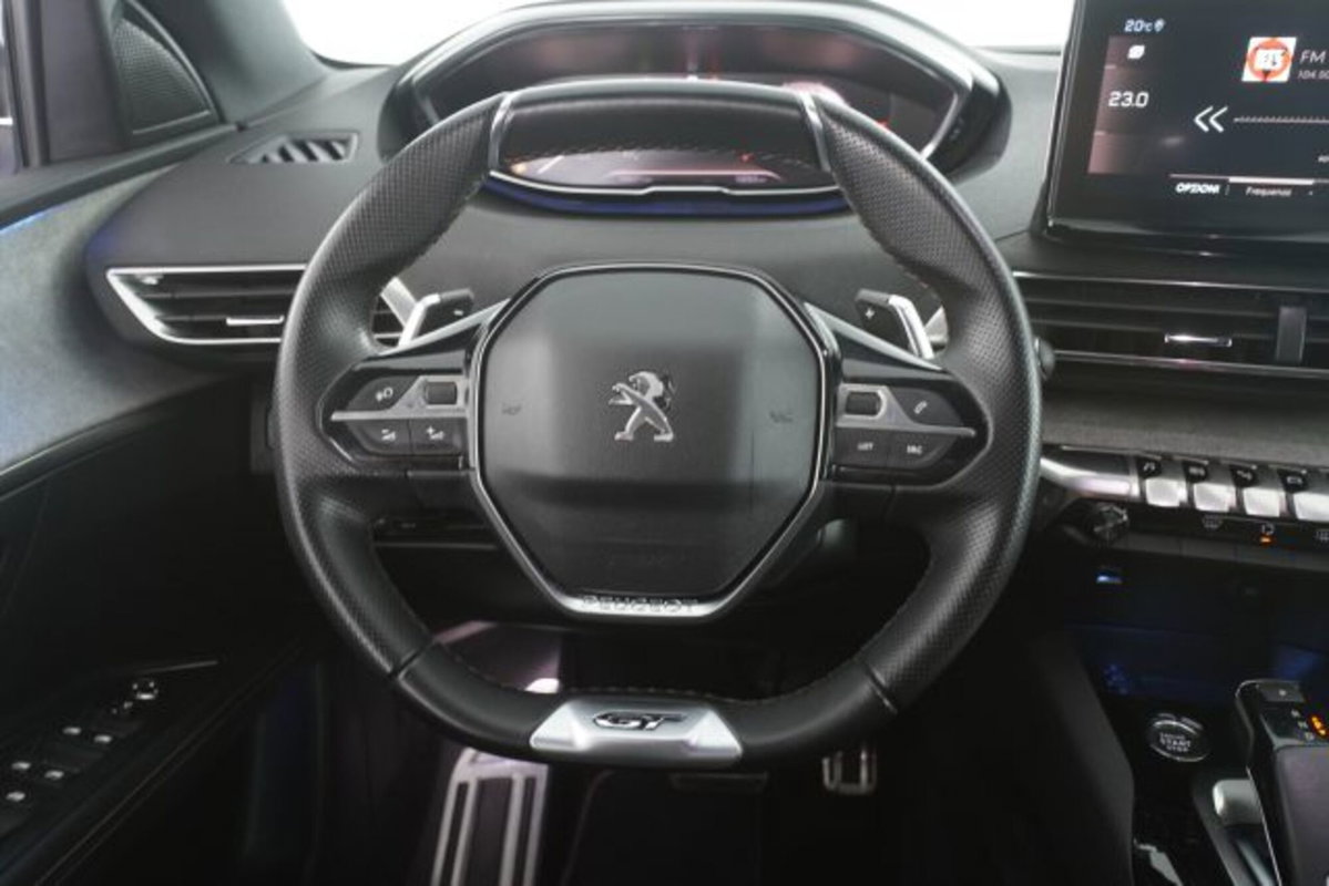 Peugeot 3008 BlueHDi 130 S&S EAT8 GT (13)