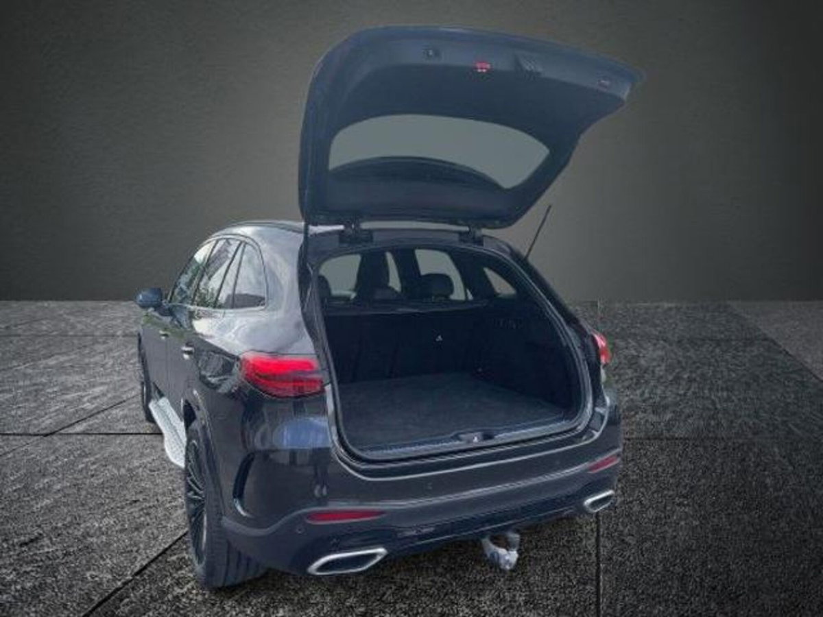Mercedes-Benz GLC SUV 300 d AMG Line Premium Plus 4matic auto (11)