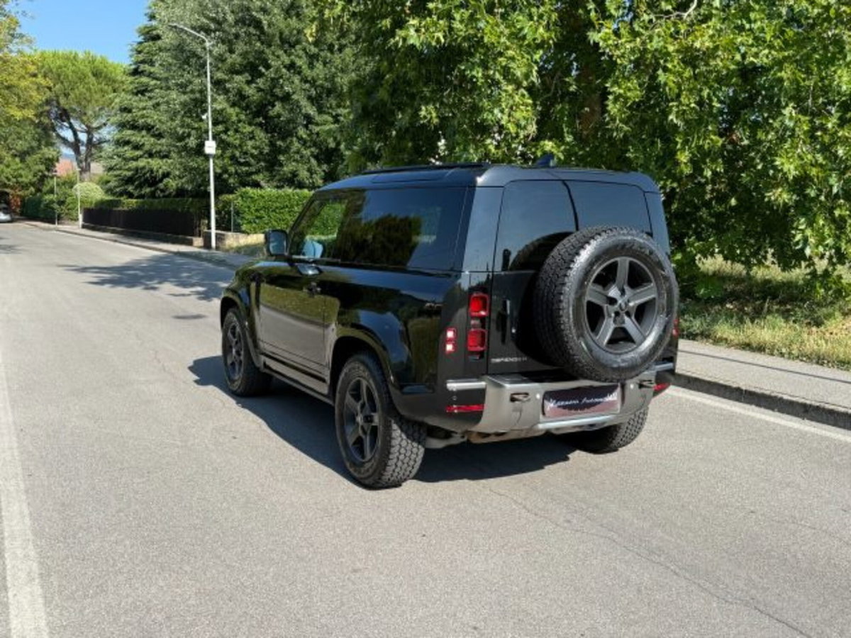 Land Rover Defender 90 3.0D I6 200 CV AWD Auto X-Dynamic S (18)