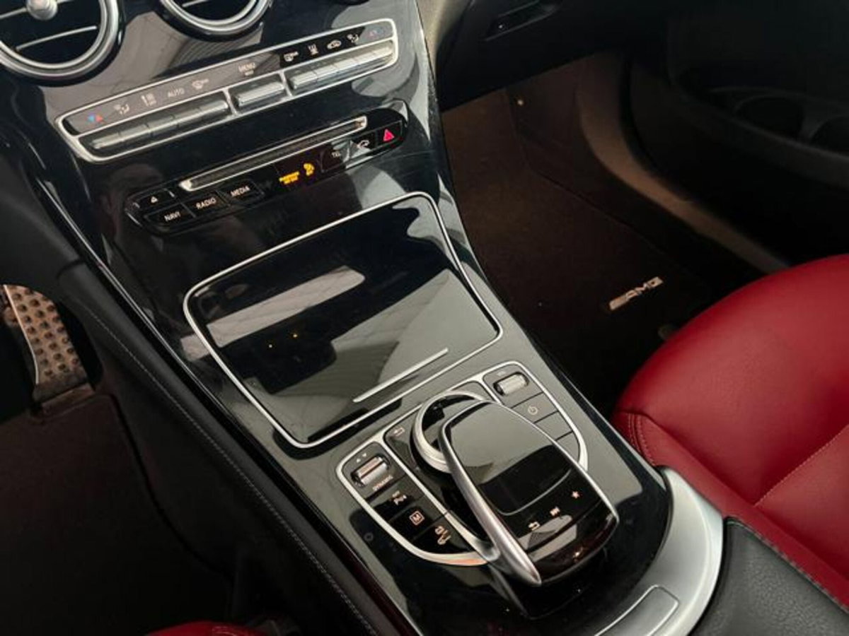 Mercedes-Benz GLC SUV 250 4Matic Premium (10)