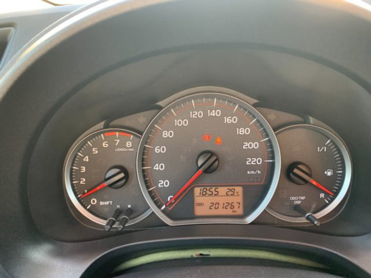 Toyota Yaris 1.0 5 porte Active (14)