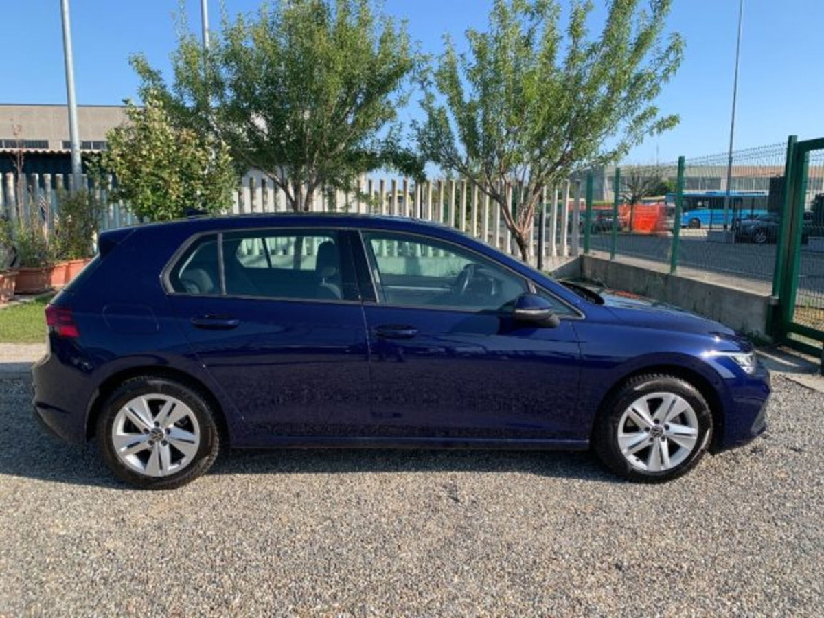 Volkswagen Golf Variant 1.0 eTSI EVO DSG Life (6)
