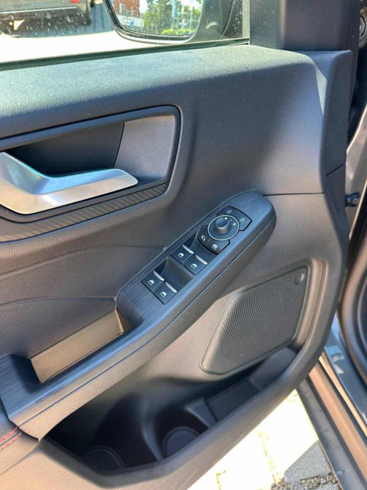 Ford Kuga 2.5 Full Hybrid 190 CV CVT 2WD ST-Line Design (13)