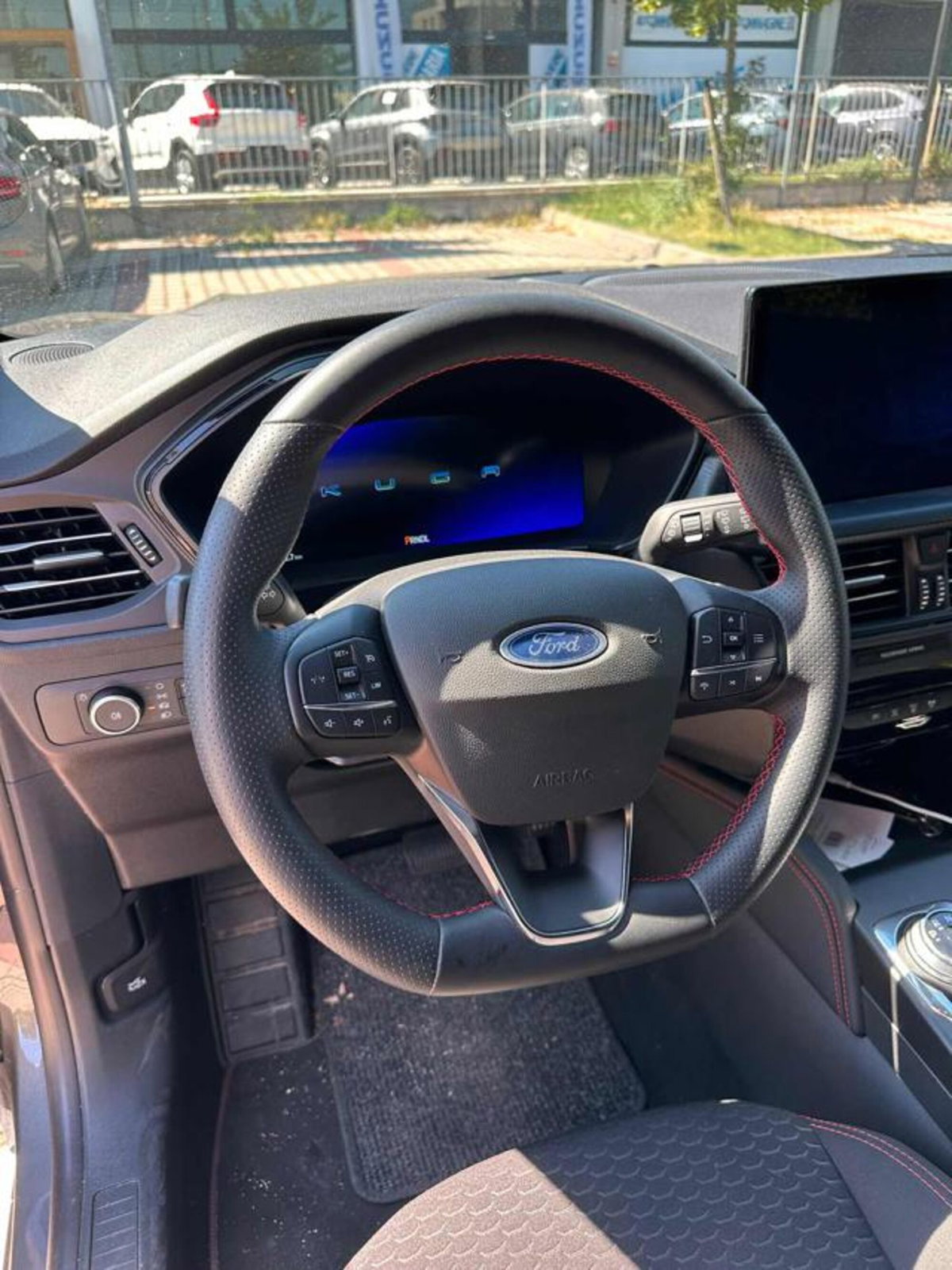 Ford Kuga 2.5 Full Hybrid 190 CV CVT 2WD ST-Line Design (3)