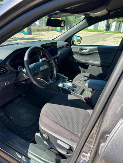 Ford Kuga 2.5 Full Hybrid 190 CV CVT 2WD ST-Line Design (8)