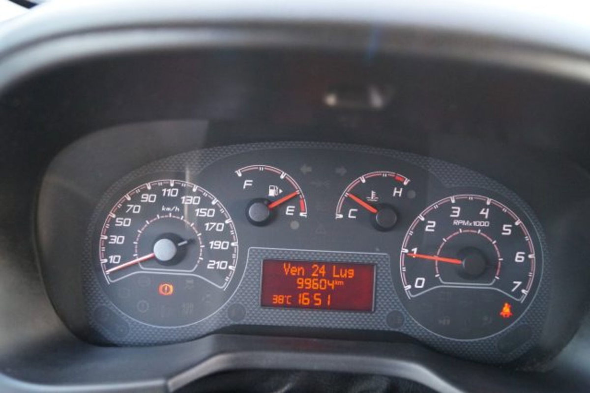 Fiat Fiorino combi N1 1.3 mjt 95cv Adventure (10)