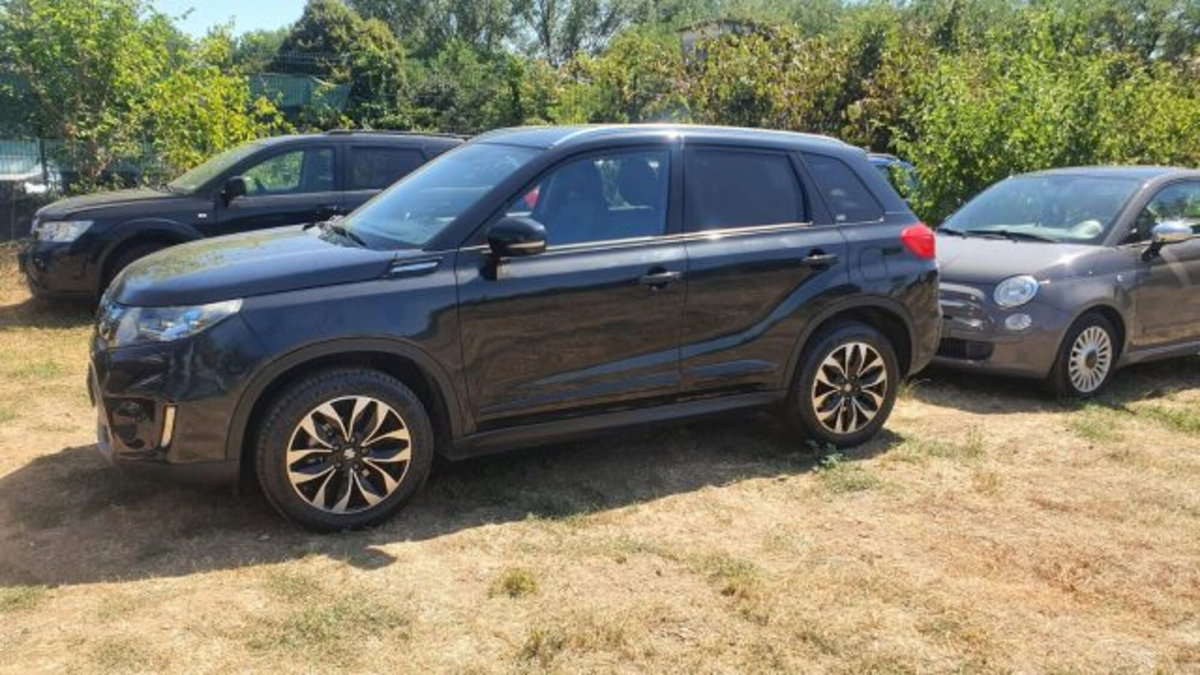 Suzuki Vitara 1.6 VVT V-Top (2)