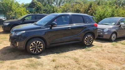 Suzuki Vitara 1.6 VVT V-Top (2)