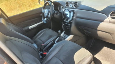 Suzuki Vitara 1.6 VVT V-Top (9)