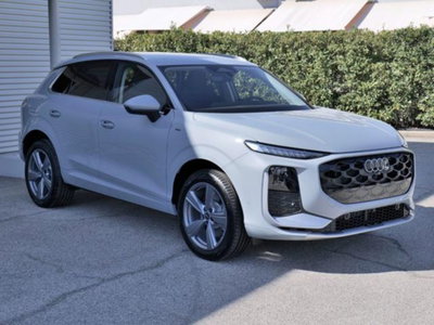 Audi Q3 1.5 e-hybrid S line edition 272cv s-tronic (4)