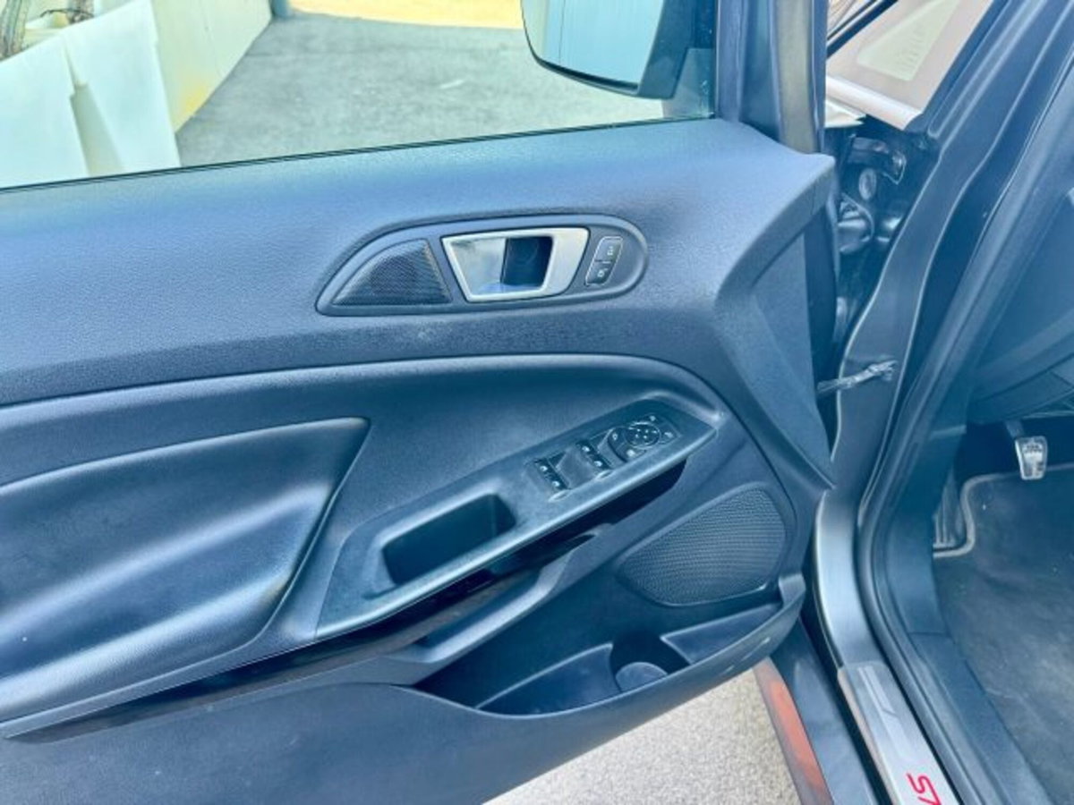 Ford EcoSport 1.5 TDCi 100 CV Start&Stop ST-Line Plus (19)