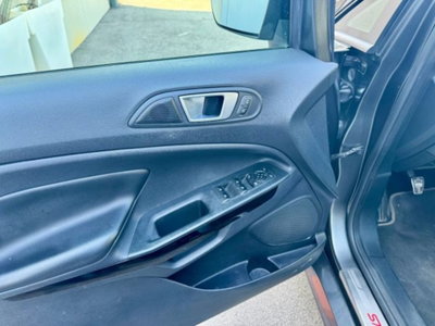 Ford EcoSport 1.5 TDCi 100 CV Start&Stop ST-Line Plus (19)