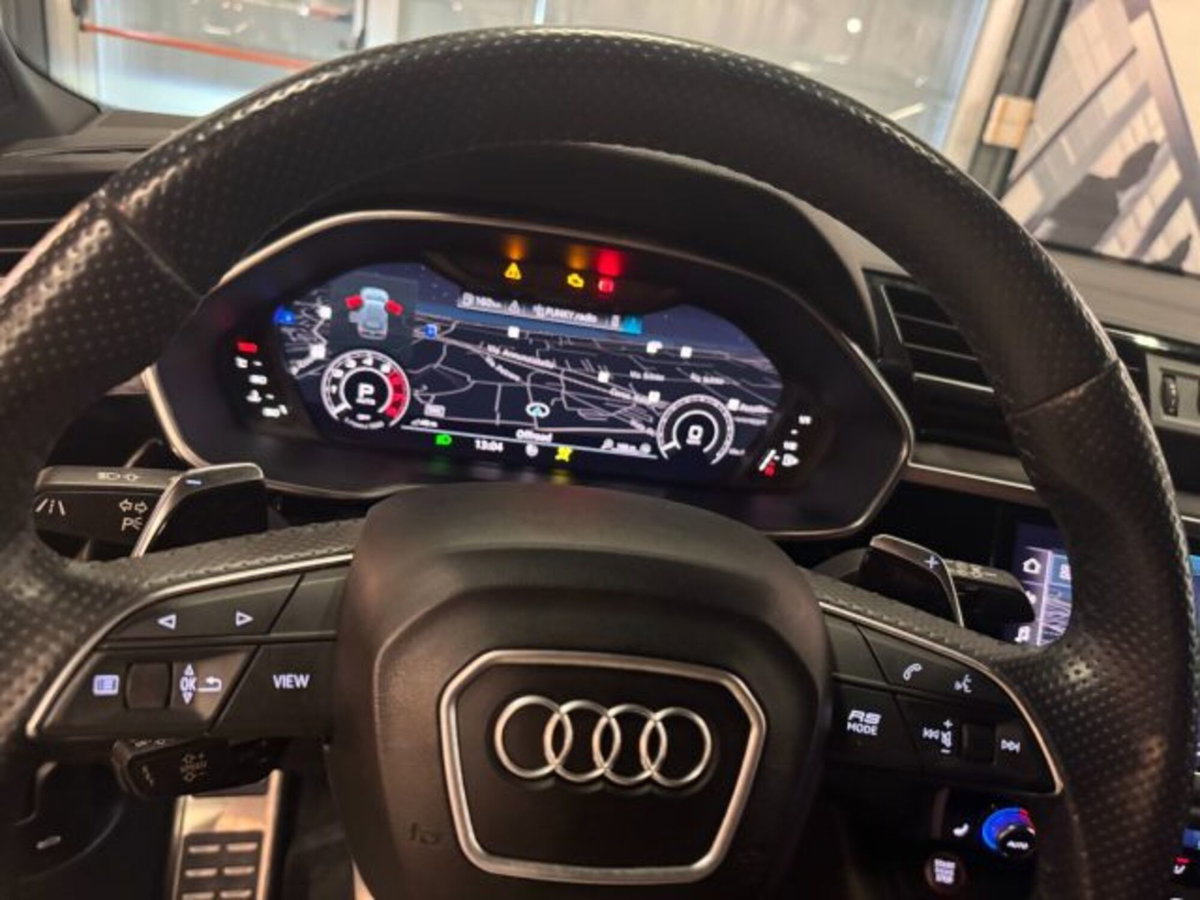 Audi RS Q3 2.5 quattro s-tronic (14)