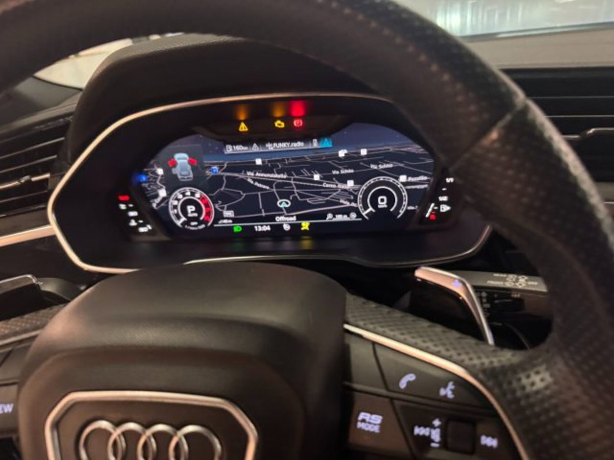 Audi RS Q3 2.5 quattro s-tronic (15)