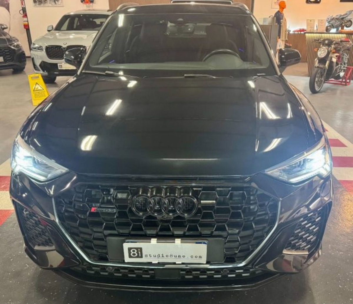 Audi RS Q3 2.5 quattro s-tronic (6)