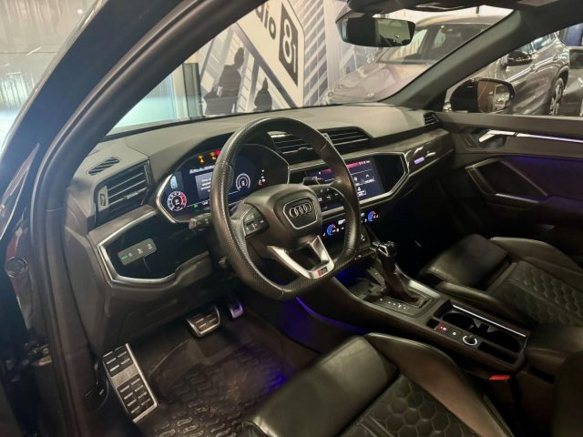 Audi RS Q3 2.5 quattro s-tronic (7)