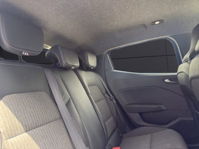 Renault Clio 1.0 tce Techno Gpl 100cv (19)