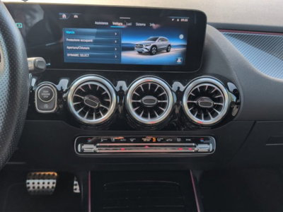 Mercedes-Benz GLA SUV 200 d AMG Line Premium Plus 4matic auto (16)