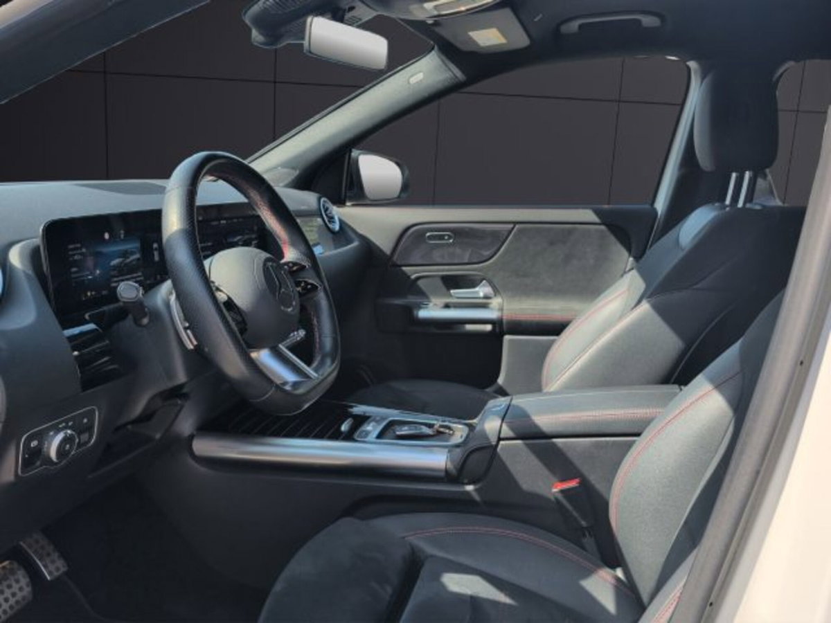 Mercedes-Benz GLA SUV 200 d AMG Line Premium Plus 4matic auto (9)