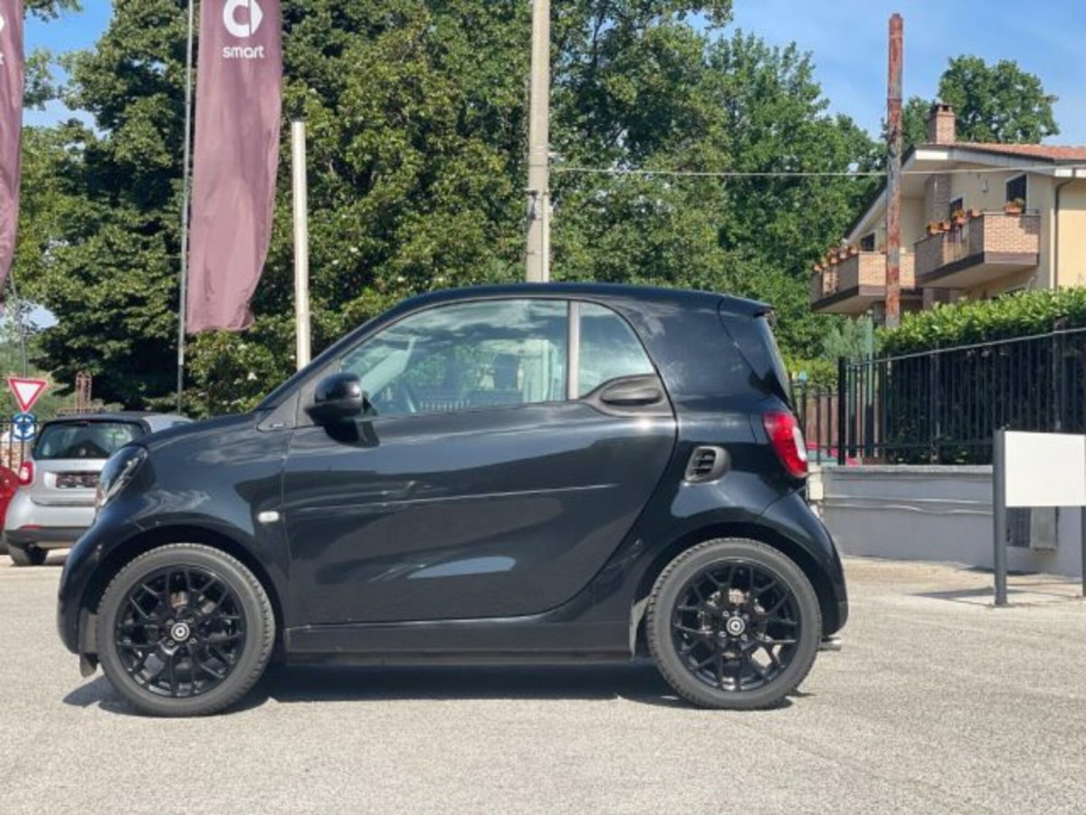 smart Fortwo 70 1.0 twinamic Youngster (17)