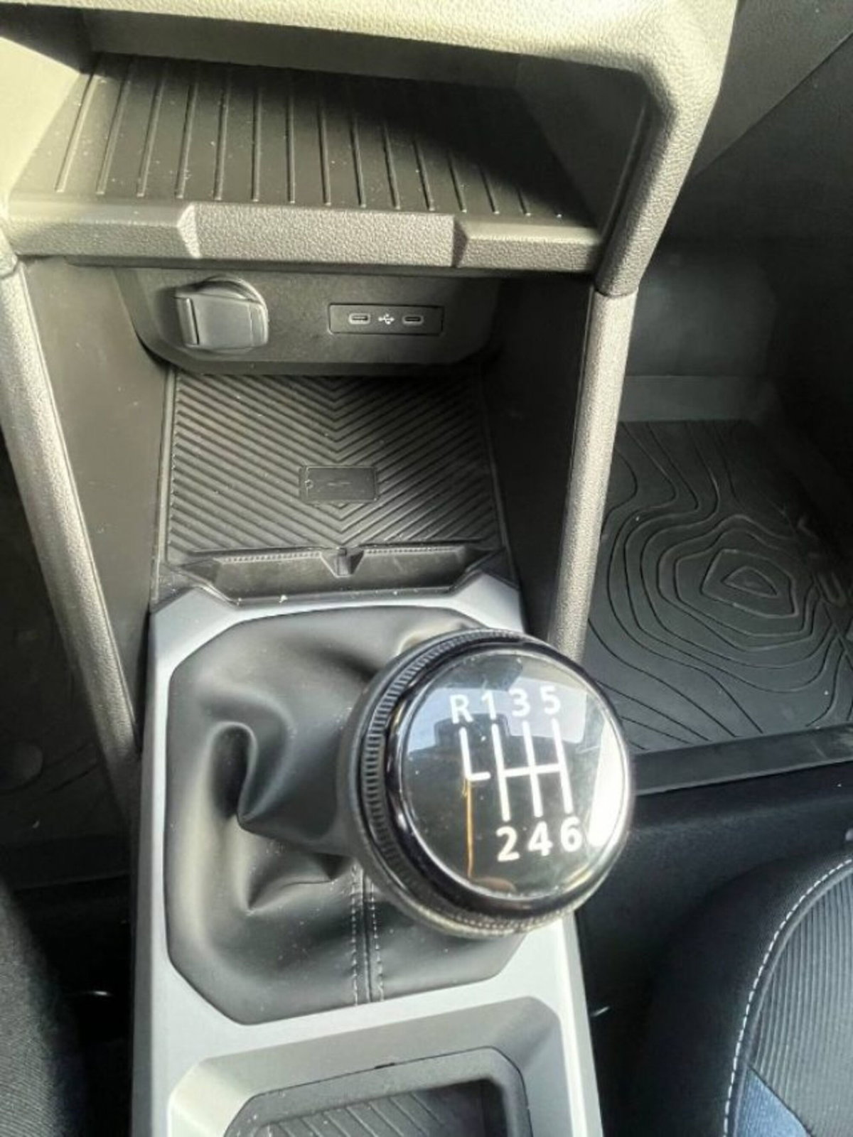 Dacia Duster 1.0 Eco-G Journey 100cv (12)