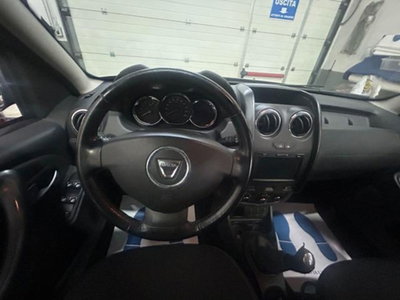 Dacia Duster 1.6 110CV 4x2 GPL Lauréate (8)
