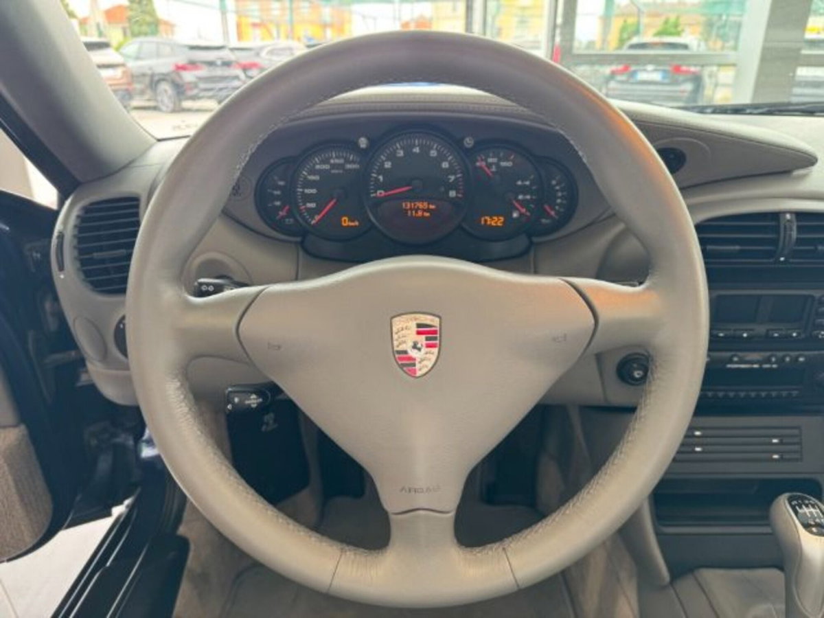 Porsche 911 Cabrio Carrera 4 cat (13)