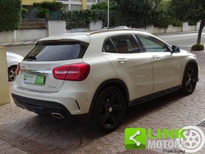 Mercedes-Benz GLA SUV 220 CDI Automatic 4Matic Premium (4)