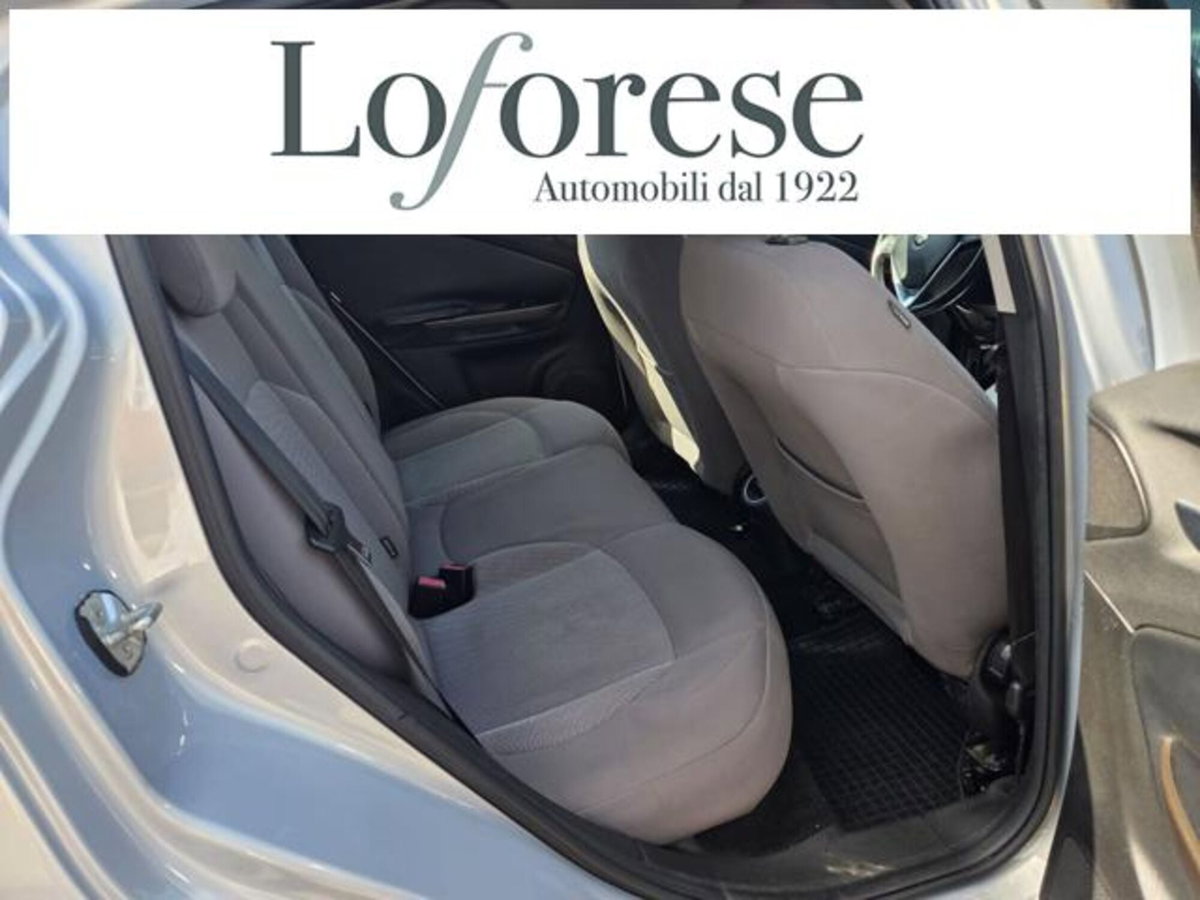 Alfa Romeo Giulietta 1.6 JTDm-2 Giulietta (7)