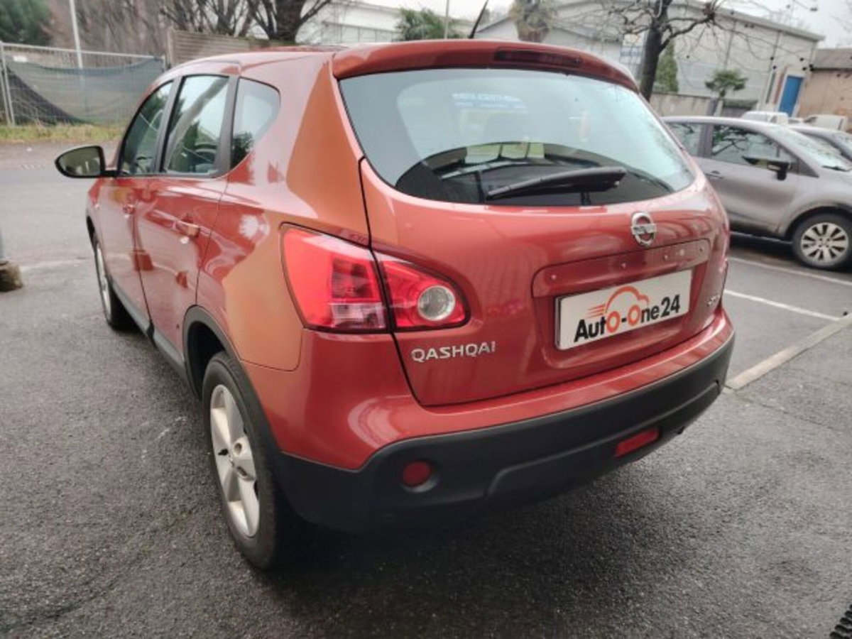 Nissan Qashqai 1.5 dCi Tekna (8)