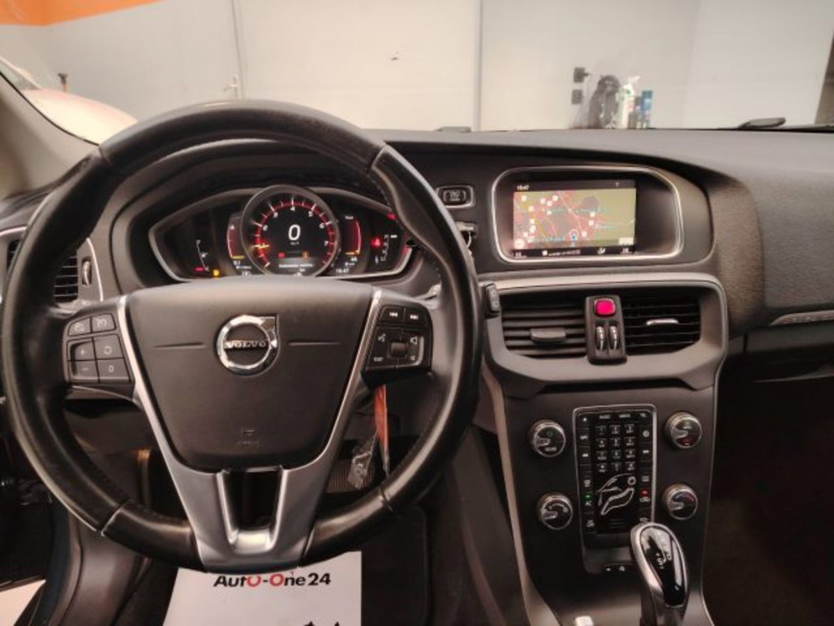 Volvo V40 Cross Country T3 Geartronic Style Plus (14)