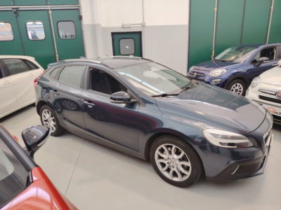 Volvo V40 Cross Country T3 Geartronic Style Plus (2)