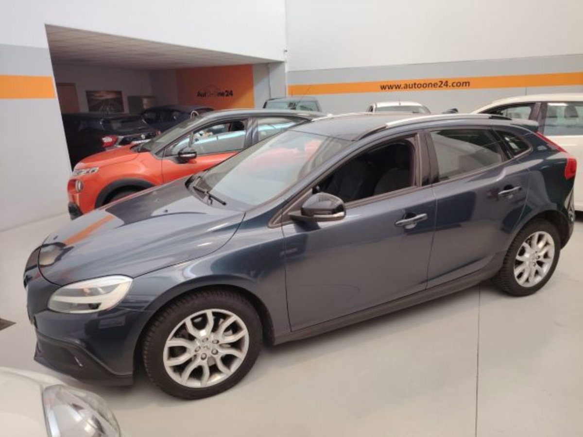 Volvo V40 Cross Country T3 Geartronic Style Plus (5)