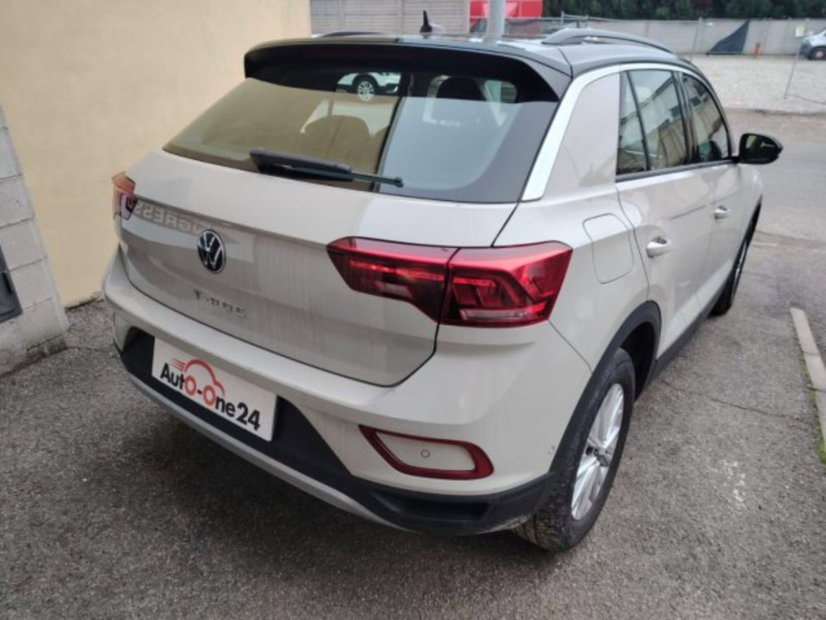 Volkswagen T-Roc 1.0 TSI Style (7)