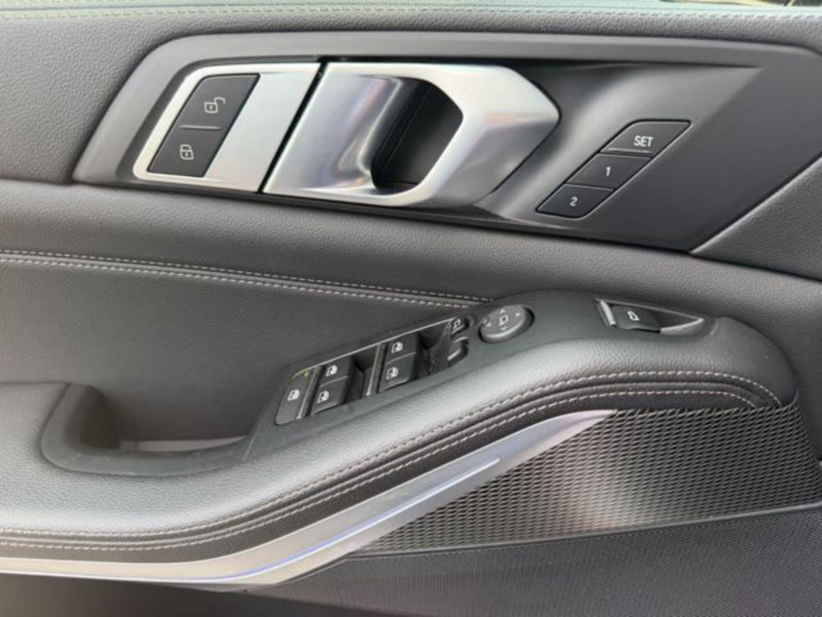 BMW X5 M 50d (16)